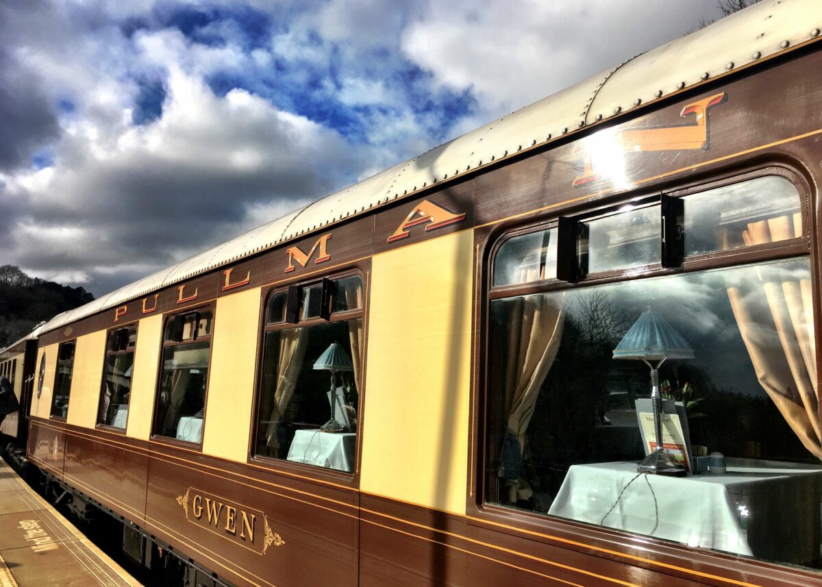 Eine Zugfahrt im Bemond British Pullman Anna Travel Travelblog Reisen
